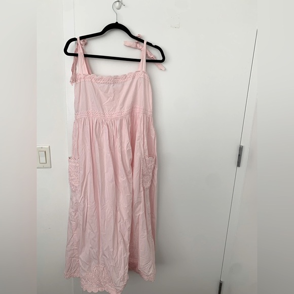 Juliet Dunn pink poplin midi sundress - Picture 5 of 7
